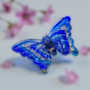 Fabulous Cobalt Blue Murano Art Glass Butterfly Pendant Necklace Dimensional